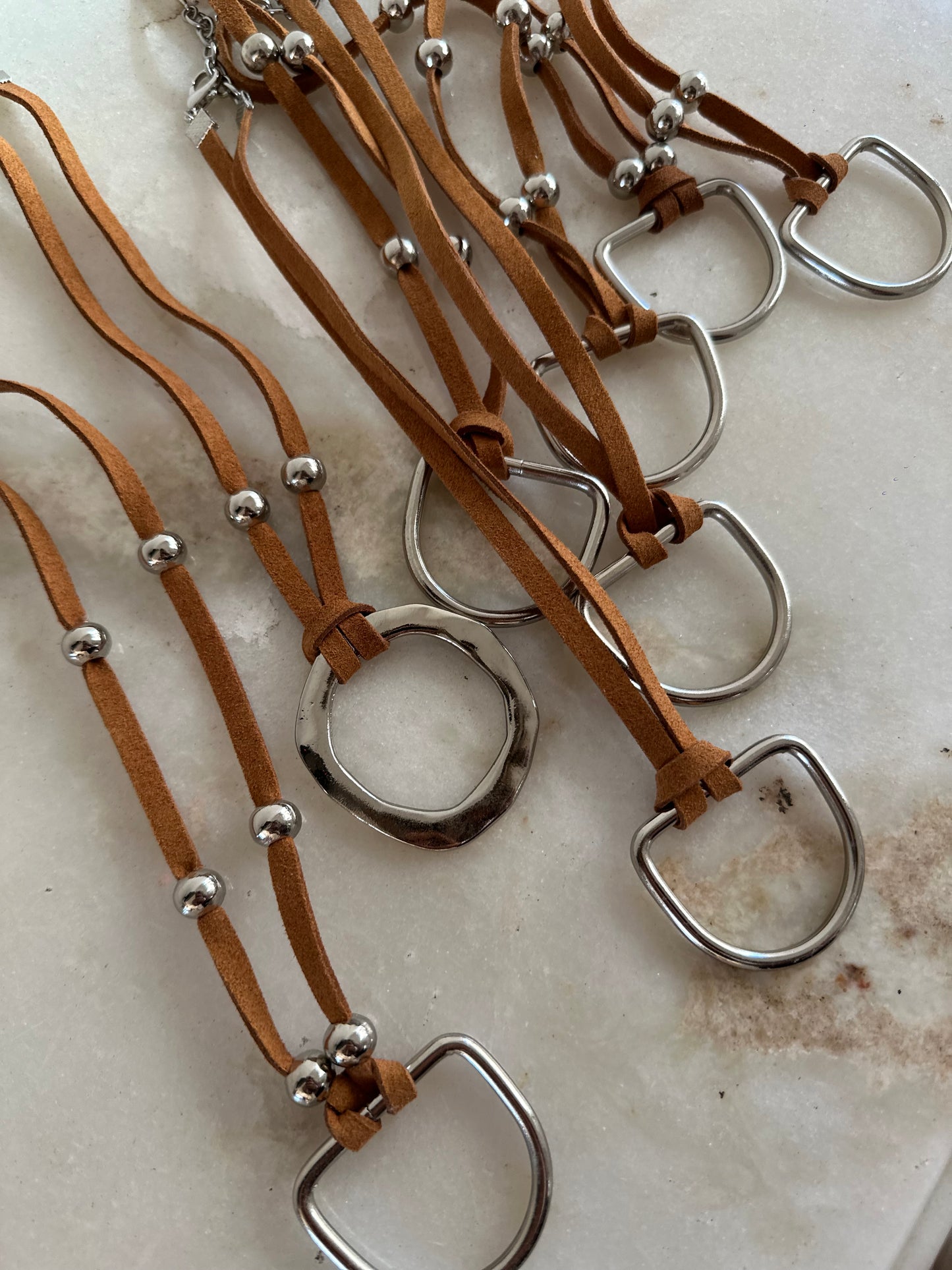 Collar ANA