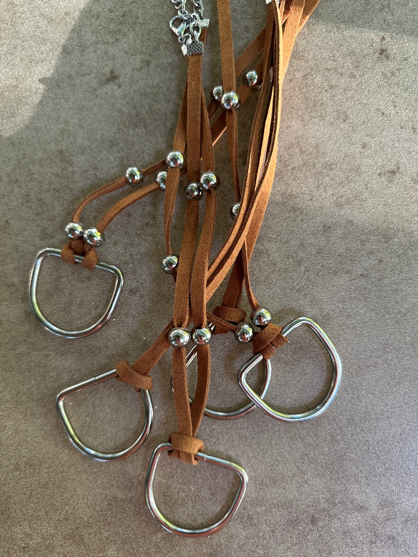 Collar ANA